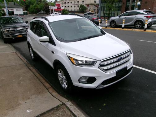 White 2018 Ford Escape SE