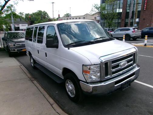 White 2013 Ford E350 Super Duty XL