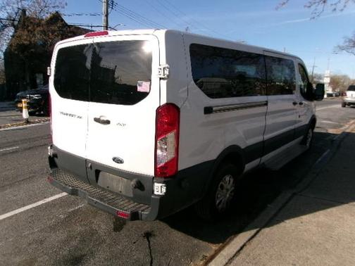 2015 Ford Transit-350 XL