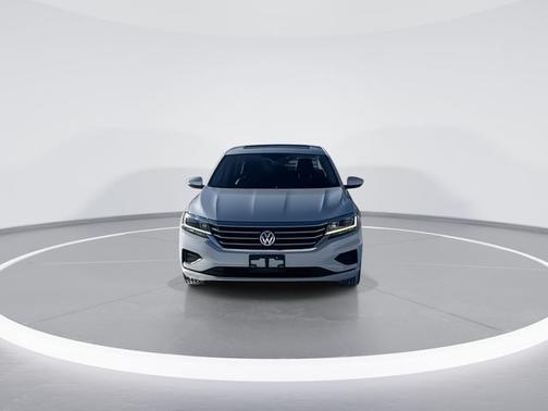 2022 Volkswagen Passat 2.0T SE