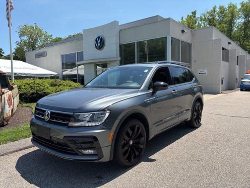 2021 Volkswagen Tiguan 2.0T SE R-Line Black