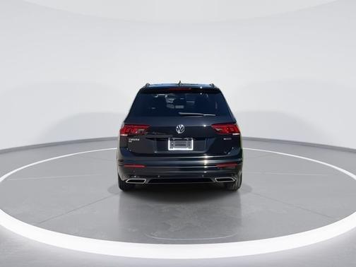 2021 Volkswagen Tiguan 2.0T SE R-Line Black