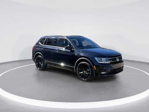 2021 Volkswagen Tiguan 2.0T SE R-Line Black