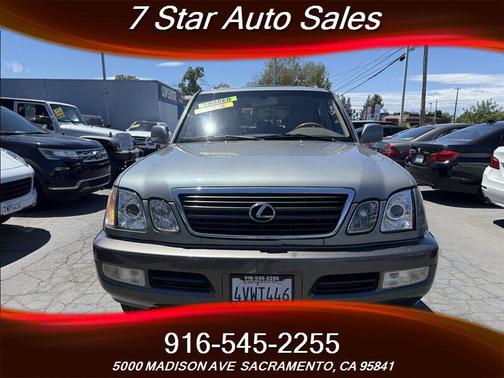2002 Lexus LX 470 Base