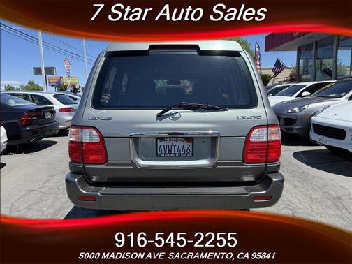 2002 Lexus LX 470 Base