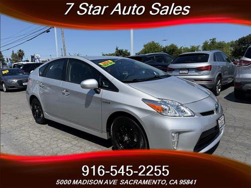 Classic Silver Metallic 2015 Toyota Prius Two