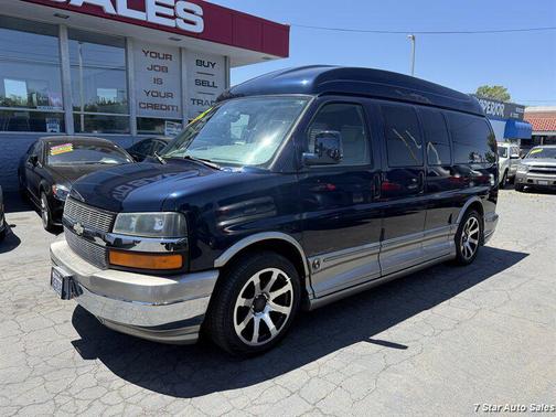 Green 2006 Chevrolet Express 1500 Base