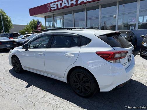 Crystal White Pearl 2022 Subaru Impreza Base
