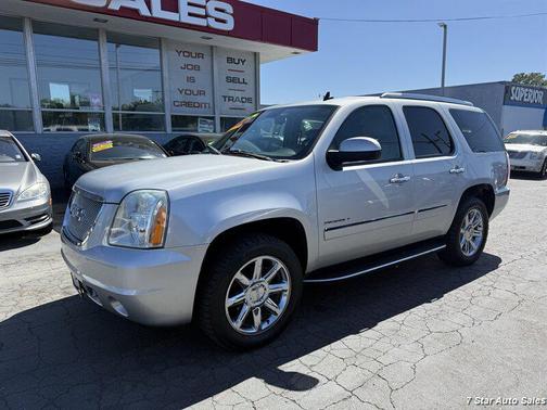 Pure Silver Metallic 2011 GMC Yukon Denali