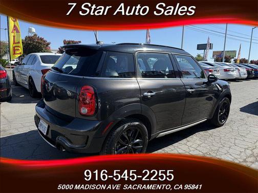 2015 MINI Countryman Cooper S