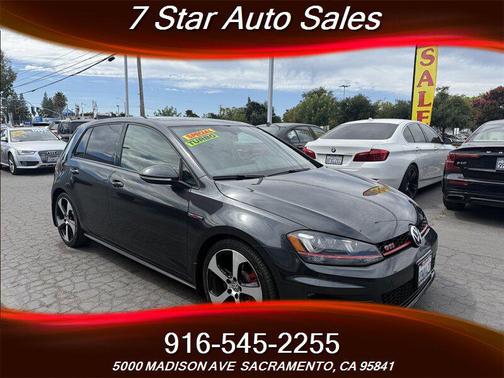 2017 Volkswagen Golf GTI 2.0T SE 4-Door
