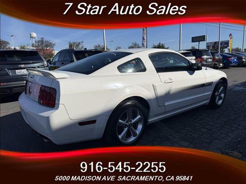 2008 Ford Mustang GT Deluxe