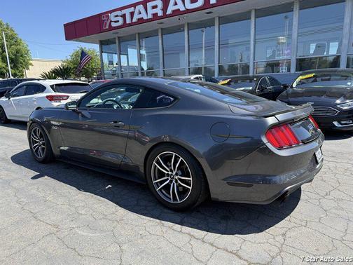 Magnetic Metallic 2016 Ford Mustang GT