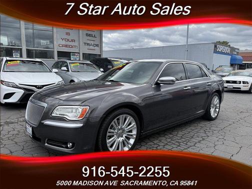 2014 Chrysler 300C John Varvatos Luxury