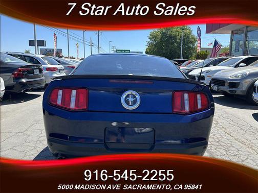 2012 Ford Mustang V6 Premium