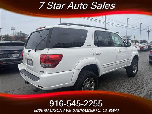2005 Toyota Sequoia SR5