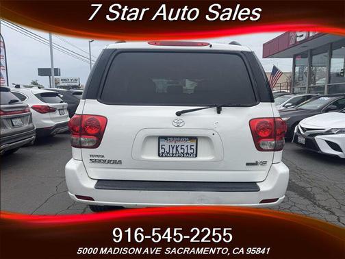 2005 Toyota Sequoia SR5