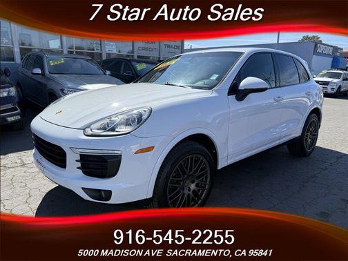 2017 Porsche Cayenne Platinum Edition