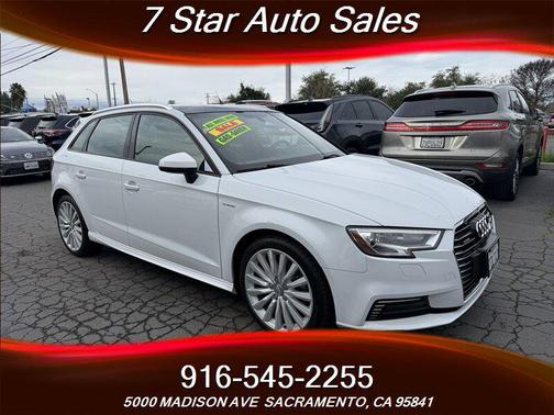 2017 Audi A3 e-tron 1.4T Premium