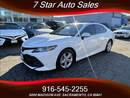 2018 Toyota Camry LE