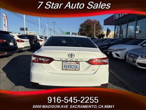 2018 Toyota Camry LE