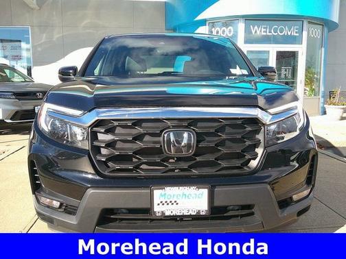 Crystal Black Pearl 2023 Honda Passport