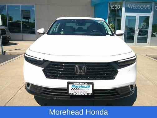 Platinum White Pearl 2025 Honda Accord Hybrid