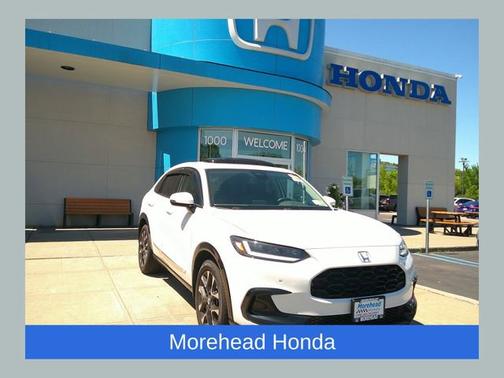 Platinum White Pearl 2026 Honda HR-V