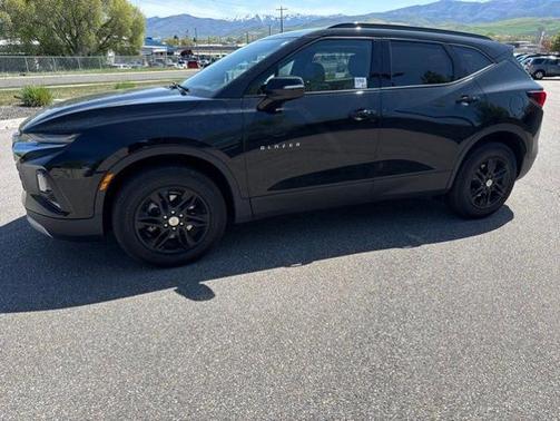 Black 2022 Chevrolet Blazer LT W/3LT