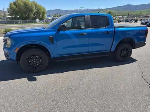 VELOCITY BLUE METALLIC 2025 Ford Ranger XLT