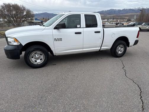 Bright White Clearcoat 2017 RAM 1500 TRADESMAN/EXPRESS