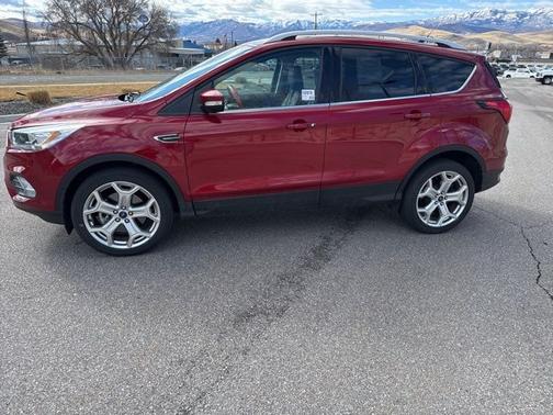RUBY RED METALLIC TINTED CC 2019 Ford Escape TITANIUM