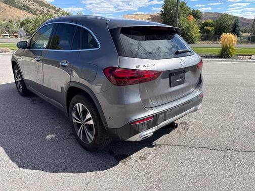 Mountain Gray Metallic 2025 Mercedes-Benz GLA 250 BASE 4MATIC