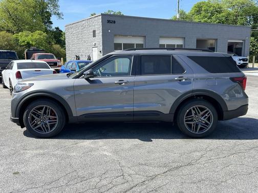 Carbonized Gray Metallic 2026 Ford Explorer ST