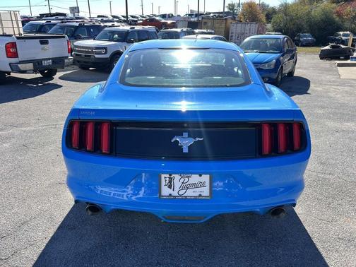 2017 Ford Mustang V6