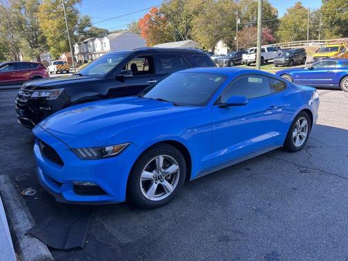 2017 Ford Mustang V6