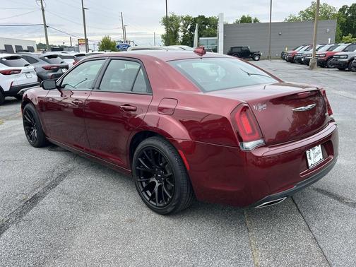 Velvet Red Pearlcoat 2019 Chrysler 300 S