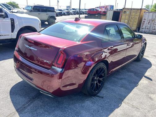 Velvet Red Pearlcoat 2019 Chrysler 300 S