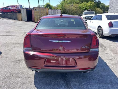 Velvet Red Pearlcoat 2019 Chrysler 300 S