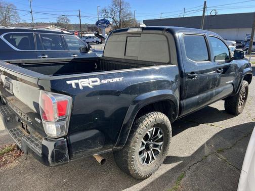 2020 Toyota Tacoma TRD Sport