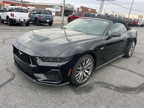 2025 Ford Mustang GT Premium