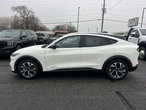 2026 Ford Mustang Mach-E Select