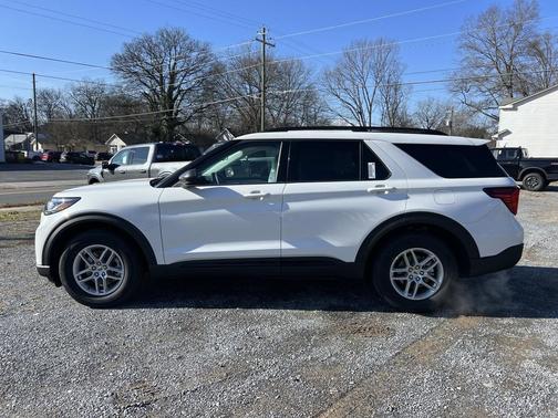 2026 Ford Explorer Active w/200A Pkg