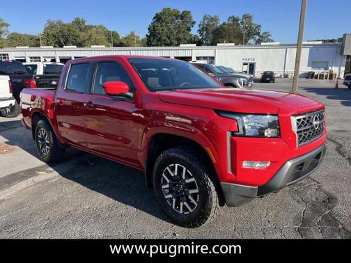 2022 Nissan Frontier SV