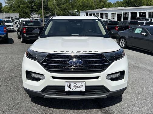 Star White Metallic Tri-Coat 2020 Ford Explorer XLT