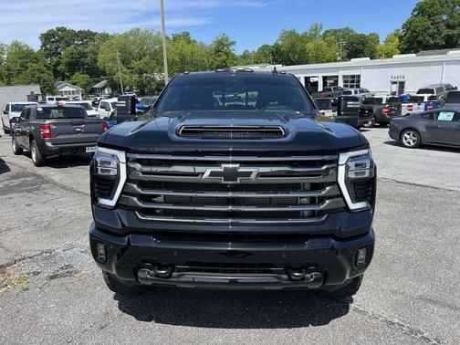 Black 2024 Chevrolet Silverado 3500 High Country