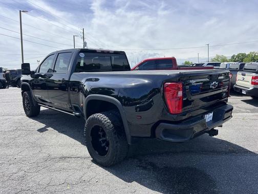 Black 2024 Chevrolet Silverado 3500 High Country
