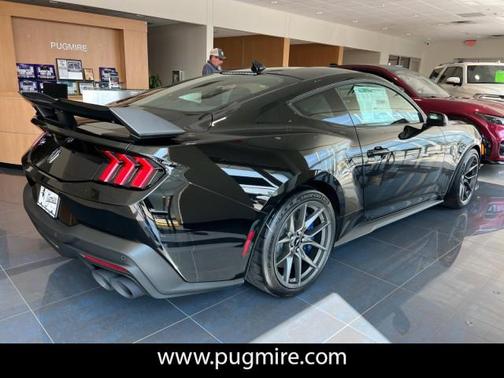 2025 Ford Mustang Dark Horse Fastback