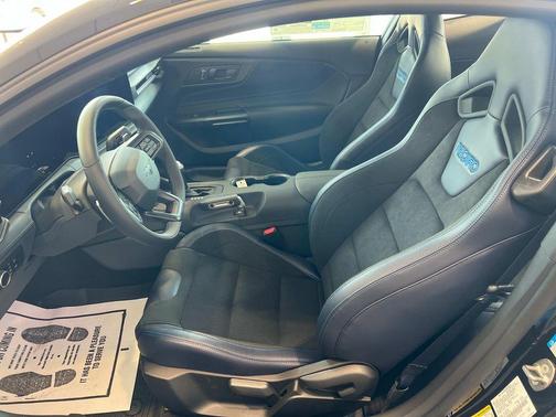 2025 Ford Mustang Dark Horse Fastback