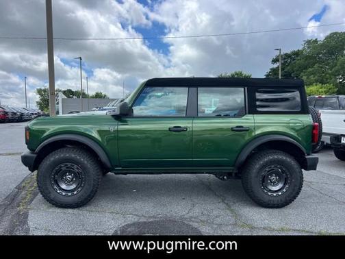 2025 Ford Bronco BASE 4 DOOR 4X4